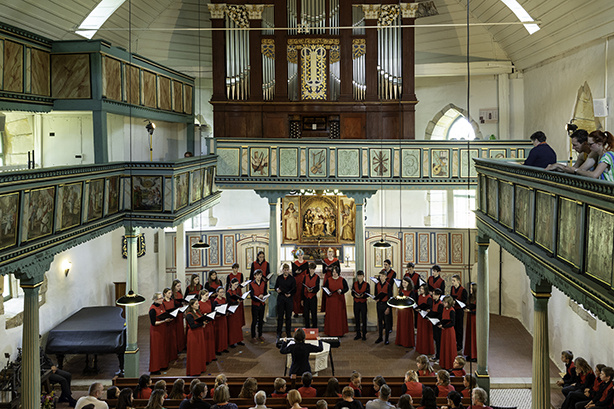 Jugendchor der Chorakademie, Bild: Orgelfreunde der Hesse-Orgel Ermstedt e.V.